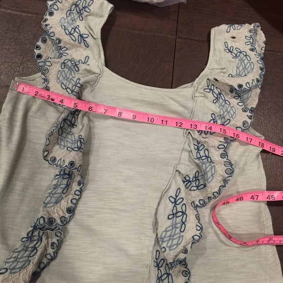 Umgee Ruffle Sleeveless Top - Picture 4 of 7